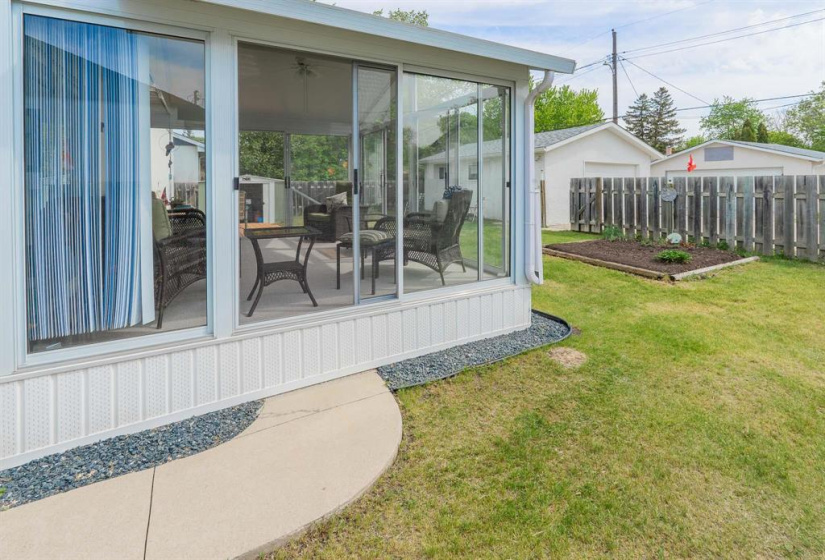 372 Hillary, 3 Bedrooms Bedrooms, 12 Rooms Rooms,2 BathroomsBathrooms,Residential,For Sale,Hillary