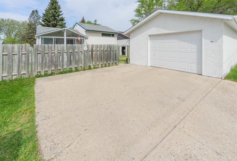 372 Hillary, 3 Bedrooms Bedrooms, 12 Rooms Rooms,2 BathroomsBathrooms,Residential,For Sale,Hillary