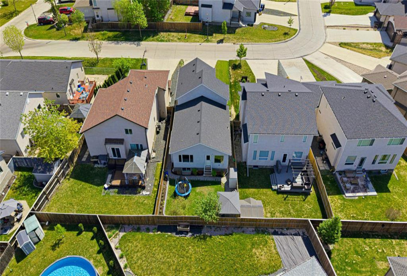 313 Ravensden, 5 Bedrooms Bedrooms, 15 Rooms Rooms,3 BathroomsBathrooms,Residential,For Sale,Ravensden