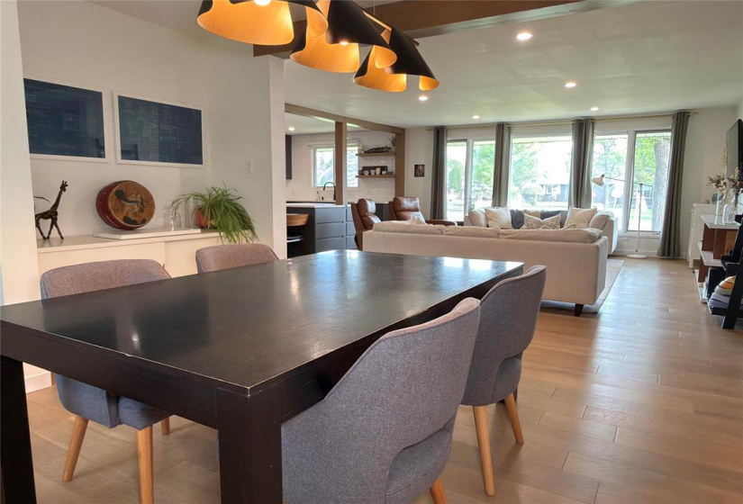 525 River, 3 Bedrooms Bedrooms, 9 Rooms Rooms,2 BathroomsBathrooms,Residential,For Sale,River