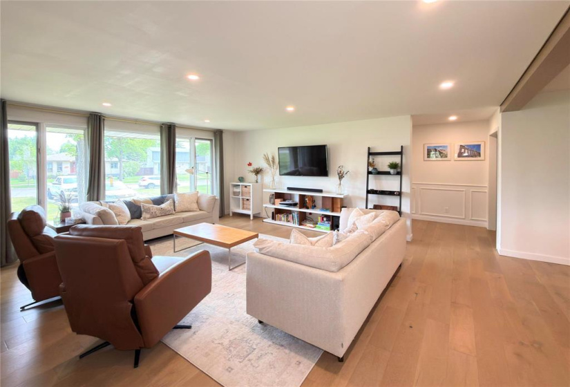 525 River, 3 Bedrooms Bedrooms, 9 Rooms Rooms,2 BathroomsBathrooms,Residential,For Sale,River