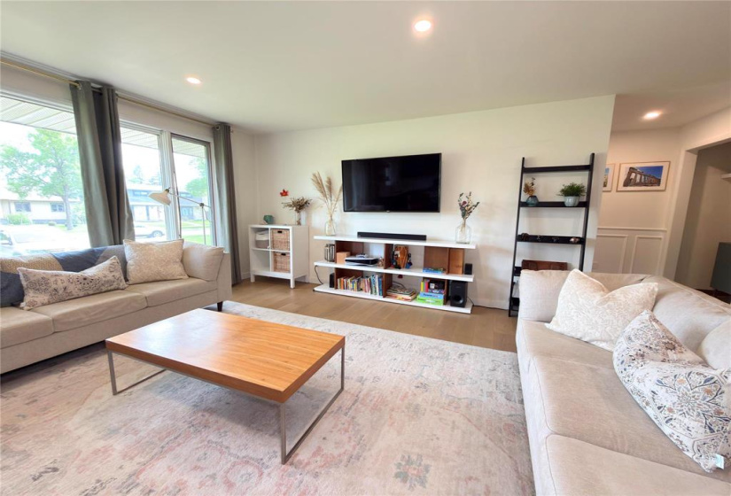 525 River, 3 Bedrooms Bedrooms, 9 Rooms Rooms,2 BathroomsBathrooms,Residential,For Sale,River