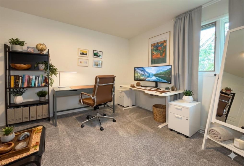 525 River, 3 Bedrooms Bedrooms, 9 Rooms Rooms,2 BathroomsBathrooms,Residential,For Sale,River