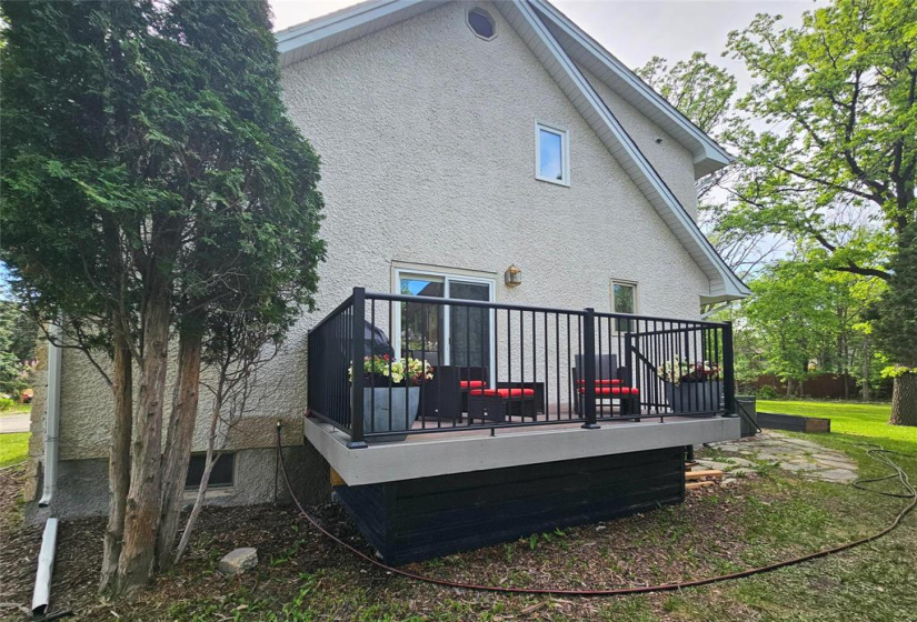 525 River, 3 Bedrooms Bedrooms, 9 Rooms Rooms,2 BathroomsBathrooms,Residential,For Sale,River