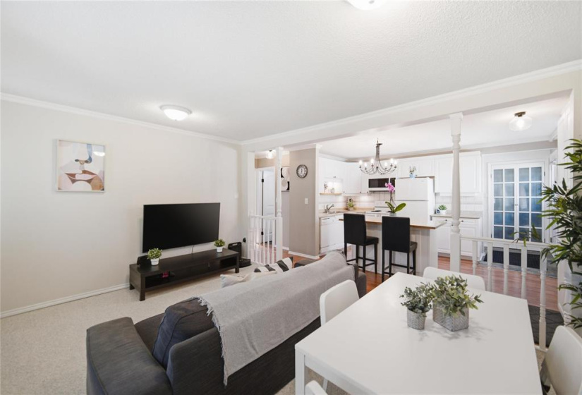 75 Worthington, 3 Bedrooms Bedrooms, 7 Rooms Rooms,1 BathroomBathrooms,Residential,For Sale,Worthington