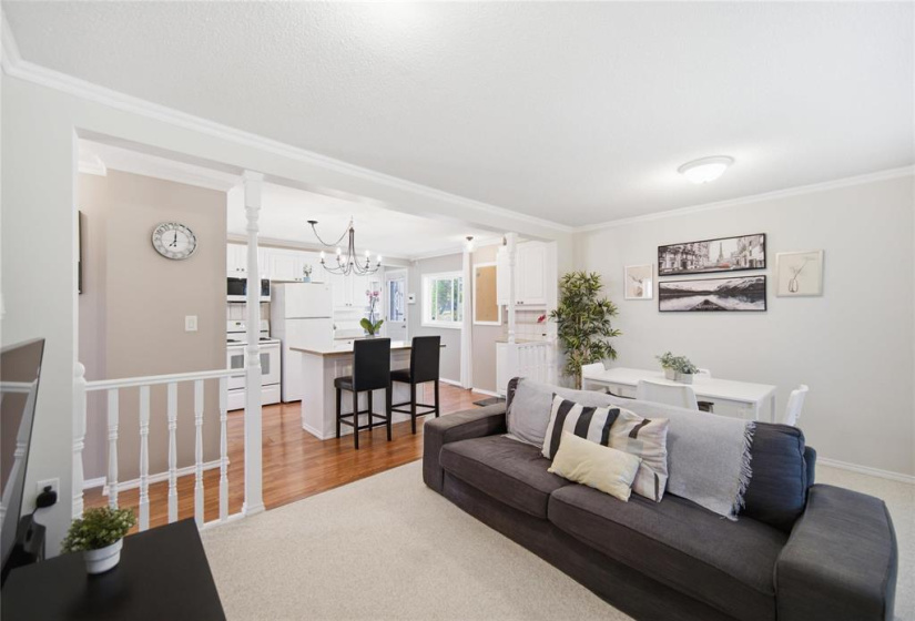 75 Worthington, 3 Bedrooms Bedrooms, 7 Rooms Rooms,1 BathroomBathrooms,Residential,For Sale,Worthington