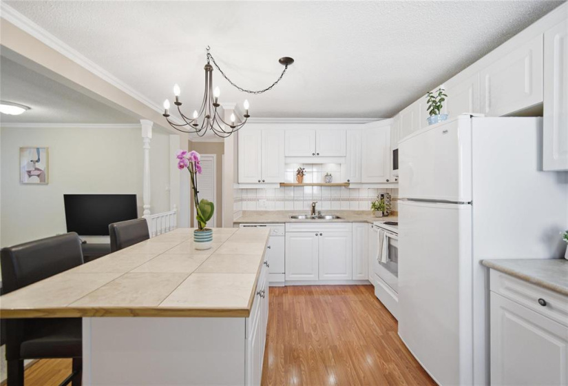 75 Worthington, 3 Bedrooms Bedrooms, 7 Rooms Rooms,1 BathroomBathrooms,Residential,For Sale,Worthington