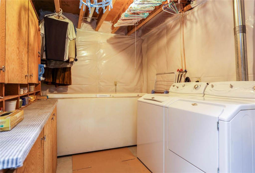 112 BELANGER, 2 Bedrooms Bedrooms, 6 Rooms Rooms,1 BathroomBathrooms,Residential,For Sale,BELANGER