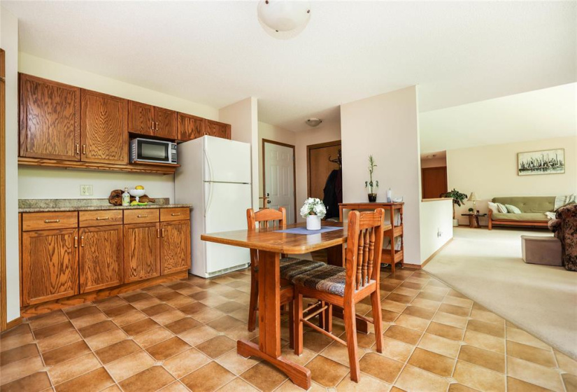 112 BELANGER, 2 Bedrooms Bedrooms, 6 Rooms Rooms,1 BathroomBathrooms,Residential,For Sale,BELANGER