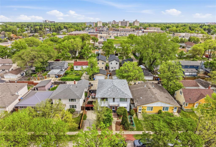 Midblock location in a residential neighborhood
