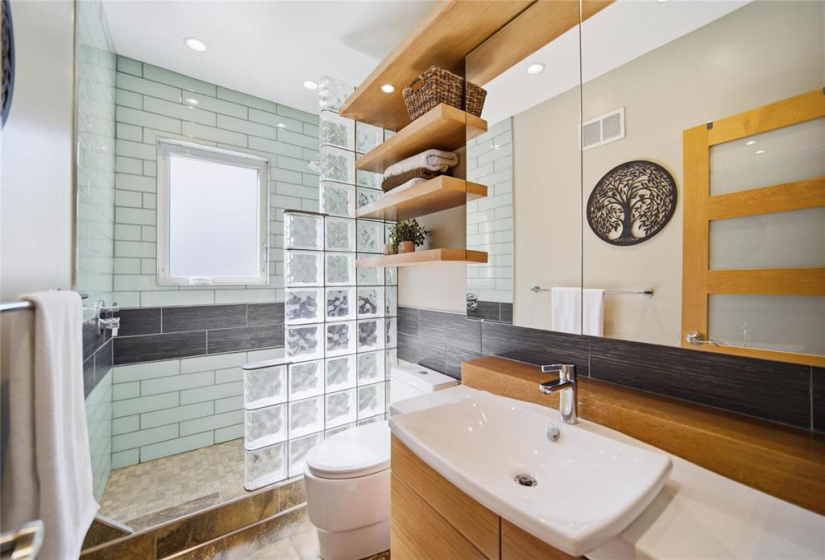 409 Borebank, 3 Bedrooms Bedrooms, 9 Rooms Rooms,2 BathroomsBathrooms,Residential,For Sale,Borebank