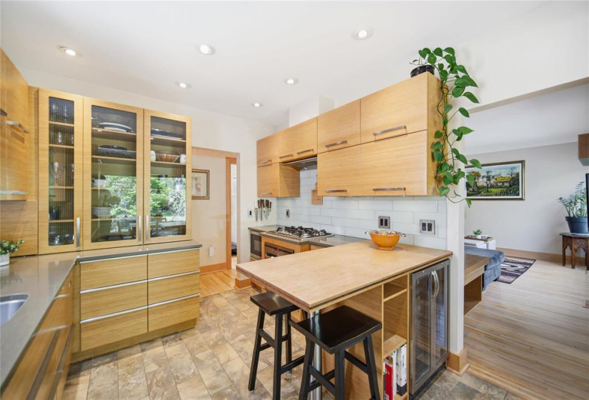 409 Borebank, 3 Bedrooms Bedrooms, 9 Rooms Rooms,2 BathroomsBathrooms,Residential,For Sale,Borebank