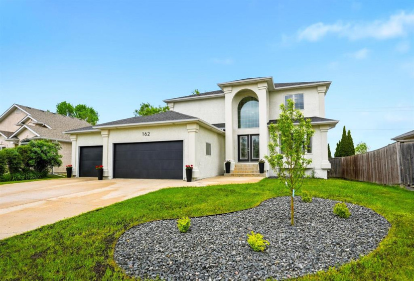 162 Park, 4 Bedrooms Bedrooms, 17 Rooms Rooms,3 BathroomsBathrooms,Residential,For Sale,Park