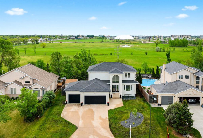 162 Park, 4 Bedrooms Bedrooms, 17 Rooms Rooms,3 BathroomsBathrooms,Residential,For Sale,Park