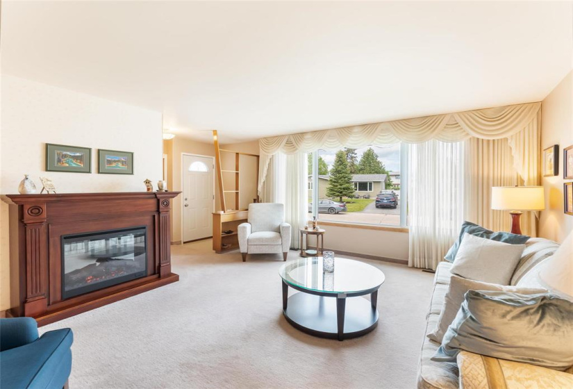 Large window to let in the natural light.