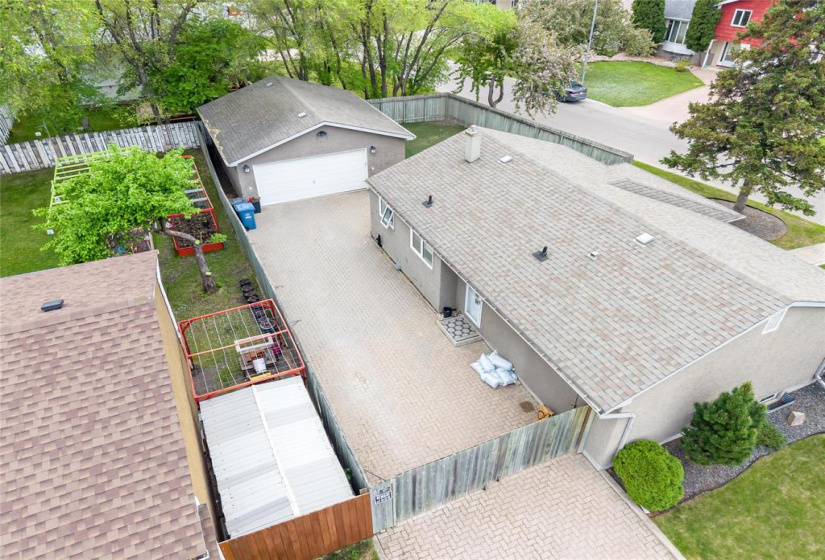 52 Fallbrook, 3 Bedrooms Bedrooms, 10 Rooms Rooms,2 BathroomsBathrooms,Residential,For Sale,Fallbrook