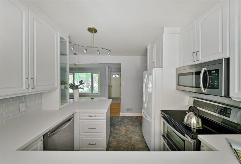 775 Harstone, 4 Bedrooms Bedrooms, 11 Rooms Rooms,2 BathroomsBathrooms,Residential,For Sale,Harstone