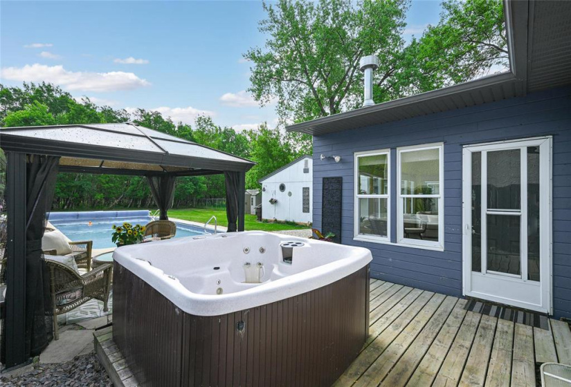 775 Harstone, 4 Bedrooms Bedrooms, 11 Rooms Rooms,2 BathroomsBathrooms,Residential,For Sale,Harstone