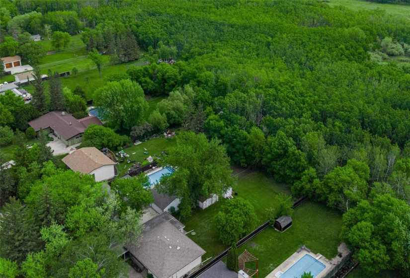 775 Harstone, 4 Bedrooms Bedrooms, 11 Rooms Rooms,2 BathroomsBathrooms,Residential,For Sale,Harstone
