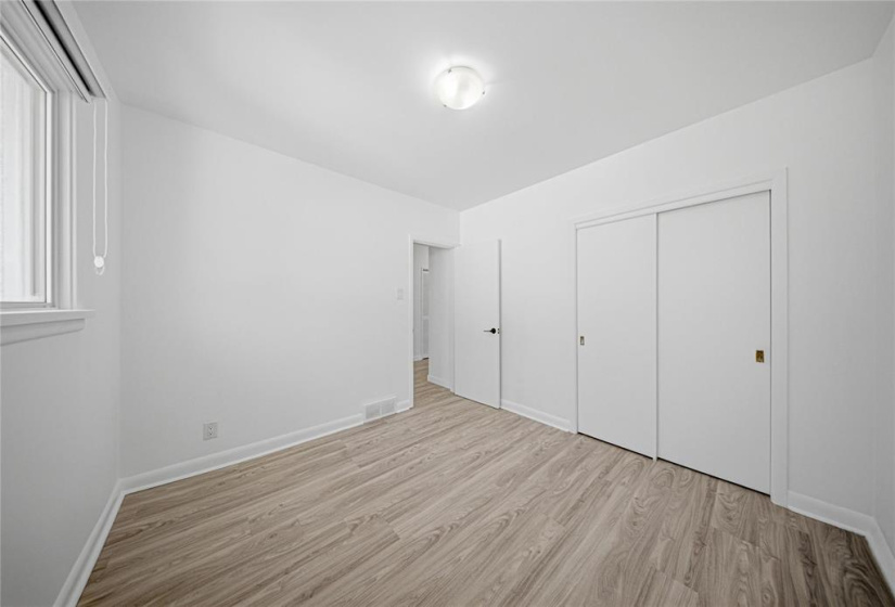 899 Consol, 4 Bedrooms Bedrooms, 9 Rooms Rooms,2 BathroomsBathrooms,Residential,For Sale,Consol