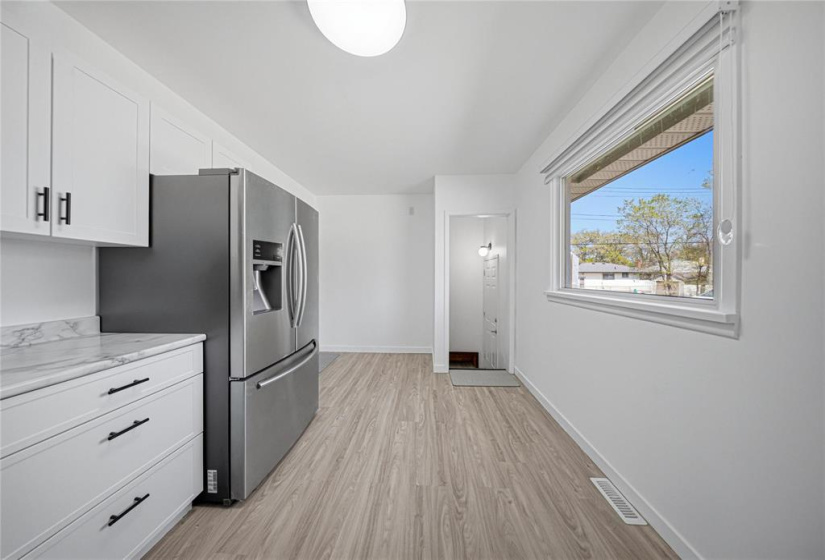 899 Consol, 4 Bedrooms Bedrooms, 9 Rooms Rooms,2 BathroomsBathrooms,Residential,For Sale,Consol