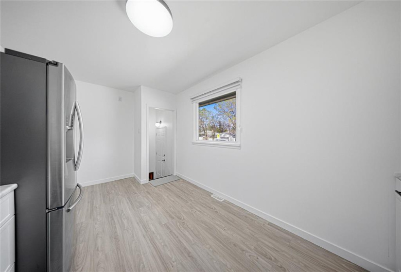 899 Consol, 4 Bedrooms Bedrooms, 9 Rooms Rooms,2 BathroomsBathrooms,Residential,For Sale,Consol