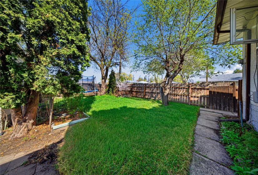 899 Consol, 4 Bedrooms Bedrooms, 9 Rooms Rooms,2 BathroomsBathrooms,Residential,For Sale,Consol