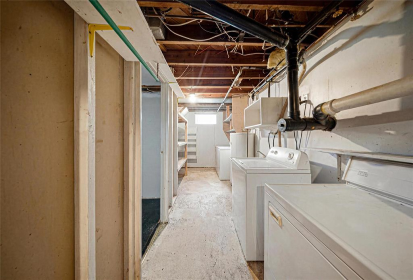 58071 EDGEWOOD, 3 Bedrooms Bedrooms, 11 Rooms Rooms,2 BathroomsBathrooms,Residential,For Sale,EDGEWOOD