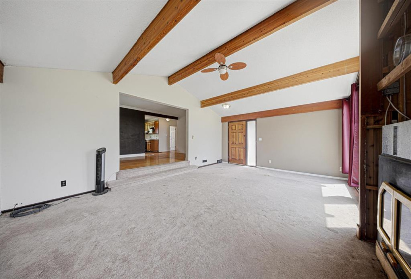 58071 EDGEWOOD, 3 Bedrooms Bedrooms, 11 Rooms Rooms,2 BathroomsBathrooms,Residential,For Sale,EDGEWOOD