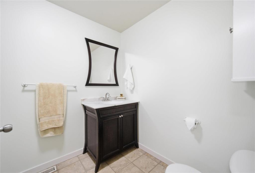 72 Regal, 4 Bedrooms Bedrooms, 13 Rooms Rooms,3 BathroomsBathrooms,Residential,For Sale,Regal