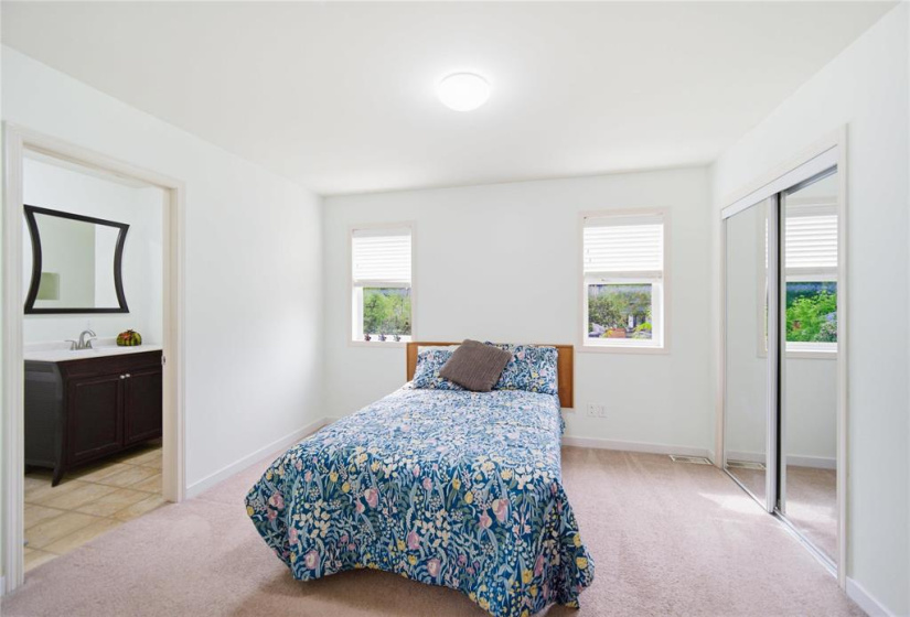 72 Regal, 4 Bedrooms Bedrooms, 13 Rooms Rooms,3 BathroomsBathrooms,Residential,For Sale,Regal