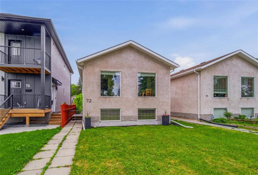 72 Regal, 4 Bedrooms Bedrooms, 13 Rooms Rooms,3 BathroomsBathrooms,Residential,For Sale,Regal