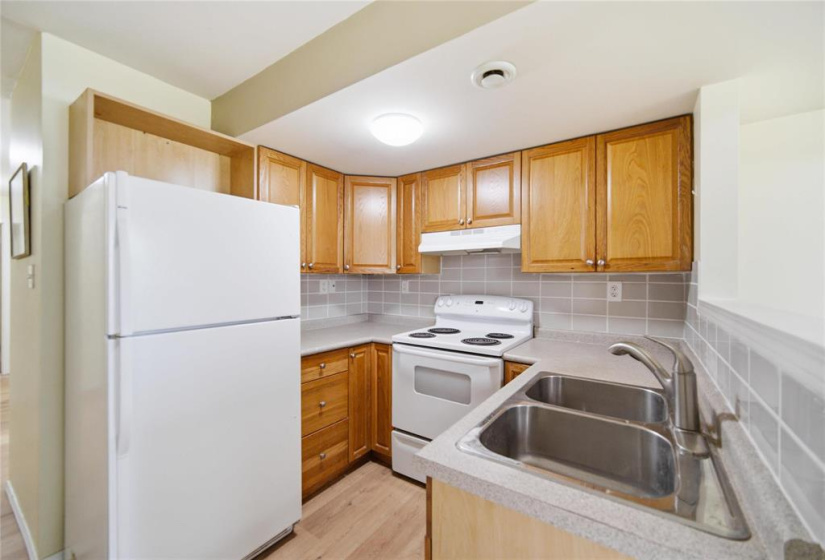 72 Regal, 4 Bedrooms Bedrooms, 13 Rooms Rooms,3 BathroomsBathrooms,Residential,For Sale,Regal