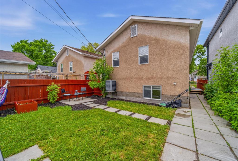 72 Regal, 4 Bedrooms Bedrooms, 13 Rooms Rooms,3 BathroomsBathrooms,Residential,For Sale,Regal