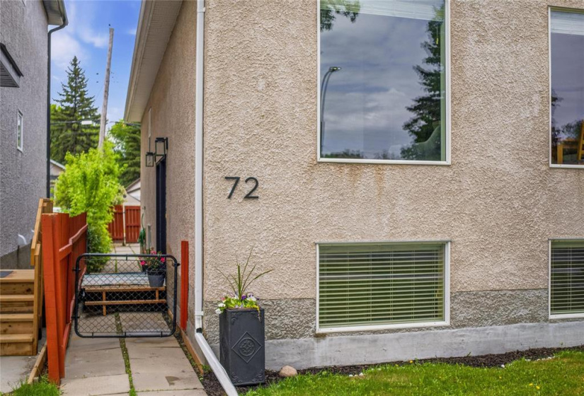 72 Regal, 4 Bedrooms Bedrooms, 13 Rooms Rooms,3 BathroomsBathrooms,Residential,For Sale,Regal