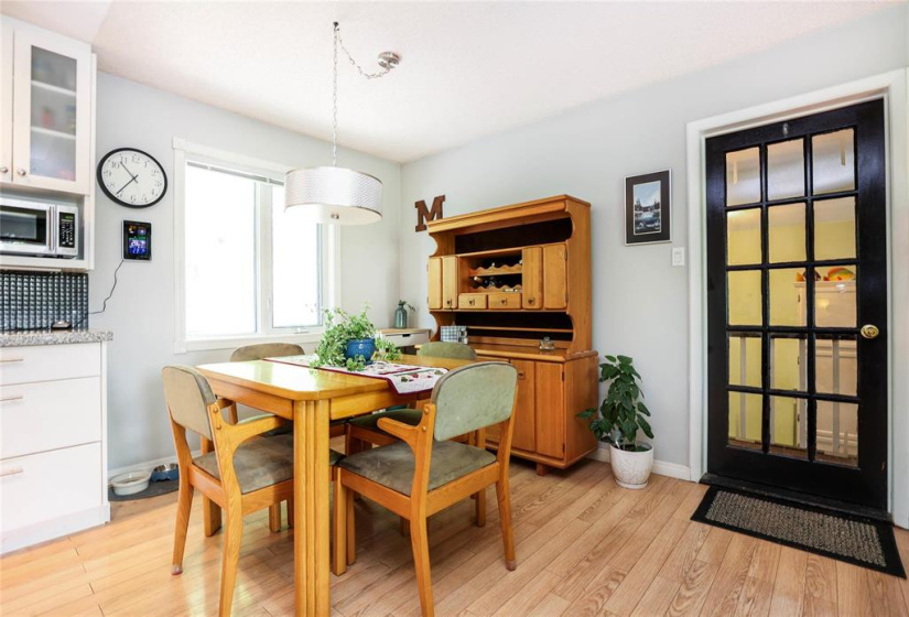 17 KIMBERLY, 4 Bedrooms Bedrooms, 10 Rooms Rooms,2 BathroomsBathrooms,Residential,For Sale,KIMBERLY