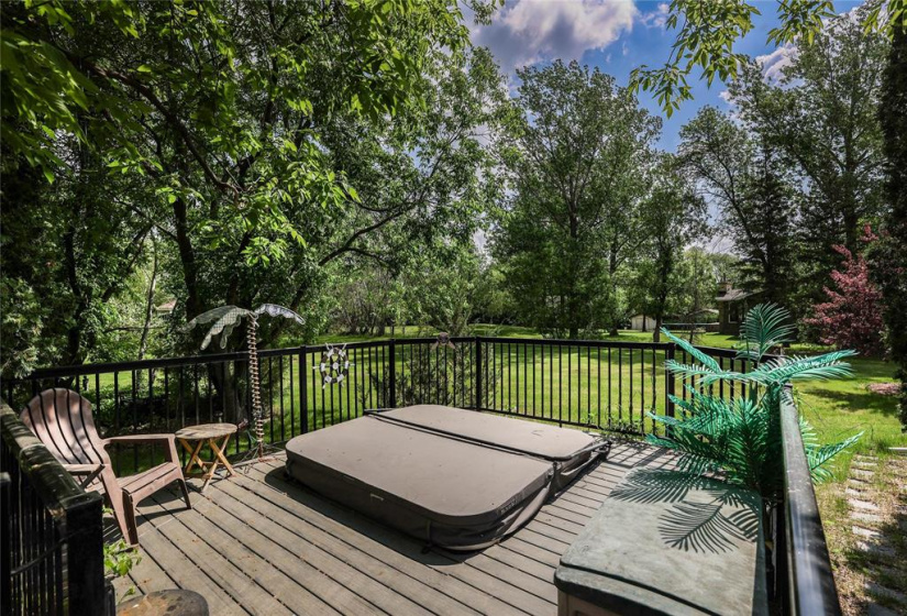 17 KIMBERLY, 4 Bedrooms Bedrooms, 10 Rooms Rooms,2 BathroomsBathrooms,Residential,For Sale,KIMBERLY