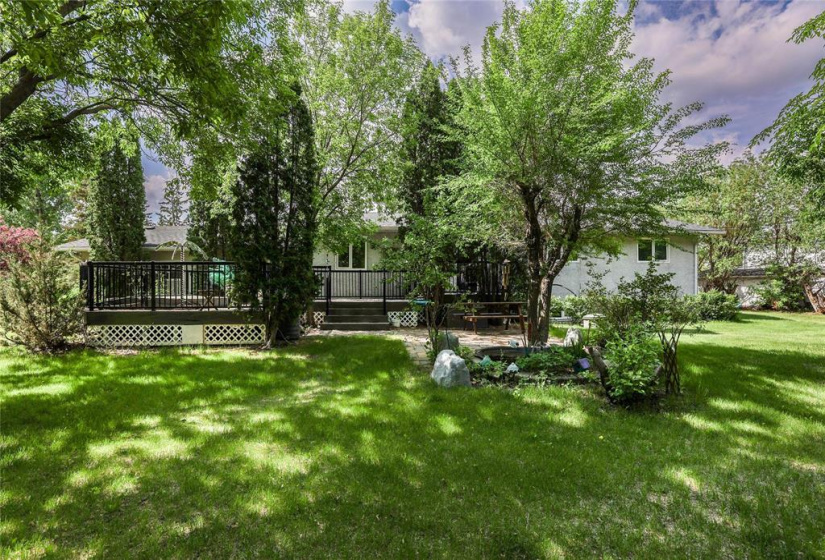 17 KIMBERLY, 4 Bedrooms Bedrooms, 10 Rooms Rooms,2 BathroomsBathrooms,Residential,For Sale,KIMBERLY