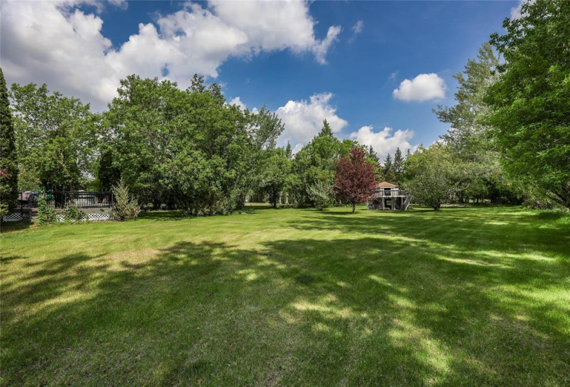 17 KIMBERLY, 4 Bedrooms Bedrooms, 10 Rooms Rooms,2 BathroomsBathrooms,Residential,For Sale,KIMBERLY