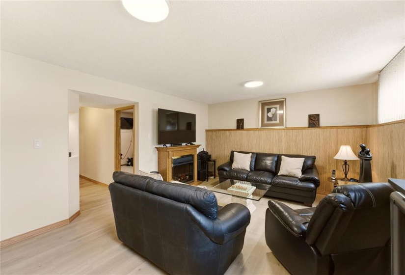 134 Clearwater, 4 Bedrooms Bedrooms, 14 Rooms Rooms,2 BathroomsBathrooms,Residential,For Sale,Clearwater