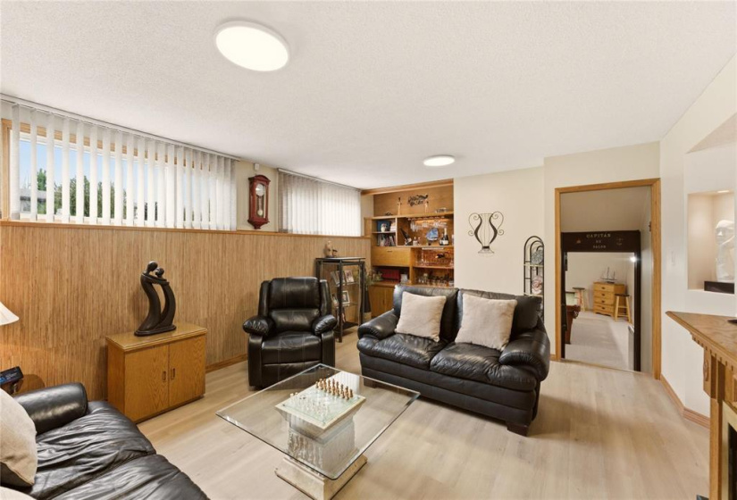 134 Clearwater, 4 Bedrooms Bedrooms, 14 Rooms Rooms,2 BathroomsBathrooms,Residential,For Sale,Clearwater