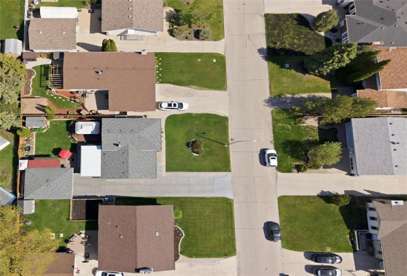 134 Clearwater, 4 Bedrooms Bedrooms, 14 Rooms Rooms,2 BathroomsBathrooms,Residential,For Sale,Clearwater