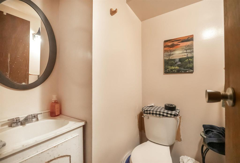 1654 Rothesay, 2 Bedrooms Bedrooms, 9 Rooms Rooms,1 BathroomBathrooms,Residential,For Sale,Rothesay