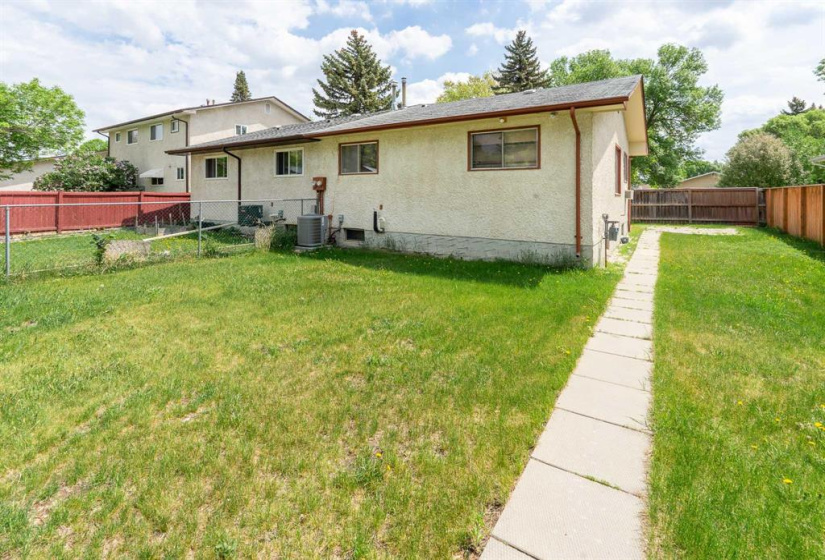 1654 Rothesay, 2 Bedrooms Bedrooms, 9 Rooms Rooms,1 BathroomBathrooms,Residential,For Sale,Rothesay