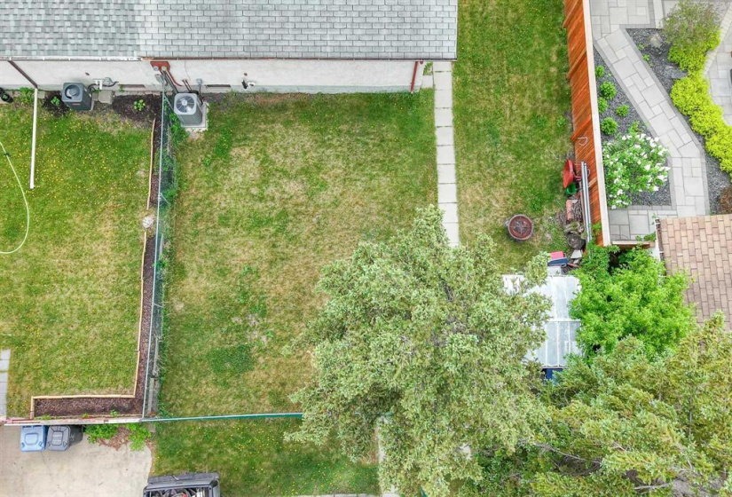 1654 Rothesay, 2 Bedrooms Bedrooms, 9 Rooms Rooms,1 BathroomBathrooms,Residential,For Sale,Rothesay