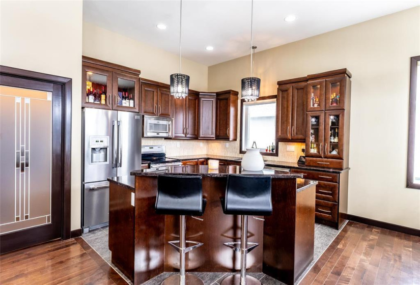 236 Holly, 3 Bedrooms Bedrooms, 12 Rooms Rooms,3 BathroomsBathrooms,Residential,For Sale,Holly