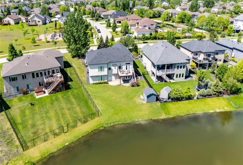 236 Holly, 3 Bedrooms Bedrooms, 12 Rooms Rooms,3 BathroomsBathrooms,Residential,For Sale,Holly