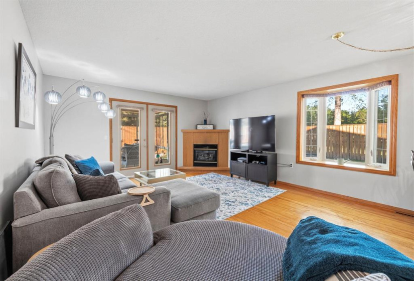 2079 Henderson, 3 Bedrooms Bedrooms, 13 Rooms Rooms,3 BathroomsBathrooms,Condominium,For Sale,Henderson