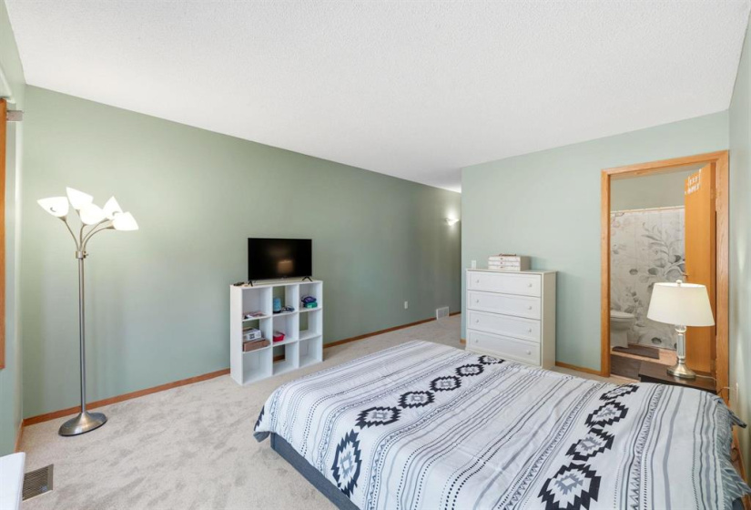 2079 Henderson, 3 Bedrooms Bedrooms, 13 Rooms Rooms,3 BathroomsBathrooms,Condominium,For Sale,Henderson