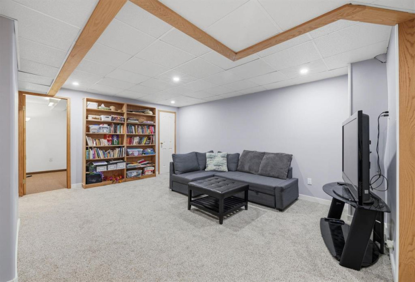 2079 Henderson, 3 Bedrooms Bedrooms, 13 Rooms Rooms,3 BathroomsBathrooms,Condominium,For Sale,Henderson